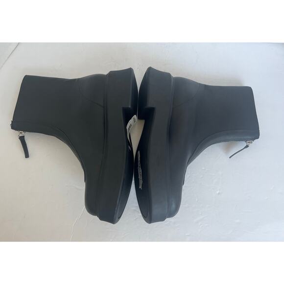 NWT Steve Madden Jones Black Leather Zip-Front Platform Ankle Lug Sole Boot 9M - Picture 4 of 10